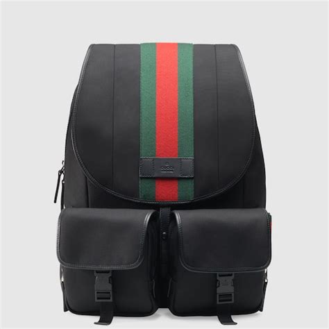 Scopri la nuova collezione di zaini Gucci uomo su FARFETCH